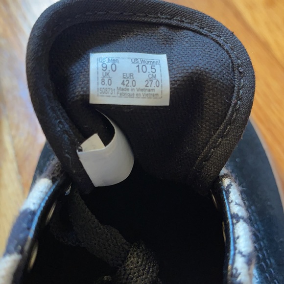 Vans Sneakers - Picture 5 of 6